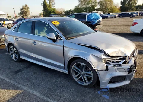 2017 Audi A3 Premium Plus z USA, uszkodzony, nr VIN WAUJ8GFF2H1018262